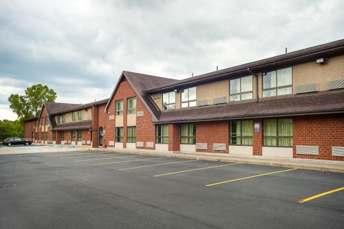 Binghamton Hotel | Motel 6-Binghamton, NY