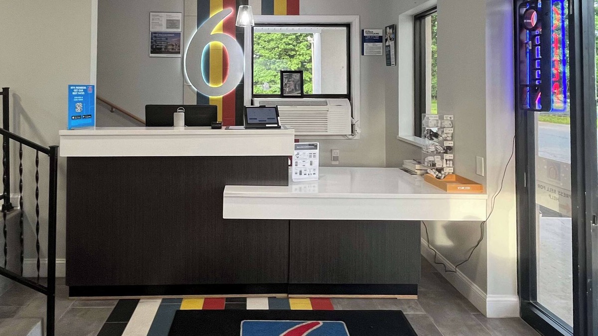 East Windsor Hotel | Motel 6 East Windsor, NJ - Hightstown