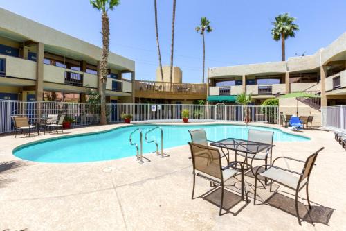 Glendale Hotel | Motel 6 Glendale Phoenix