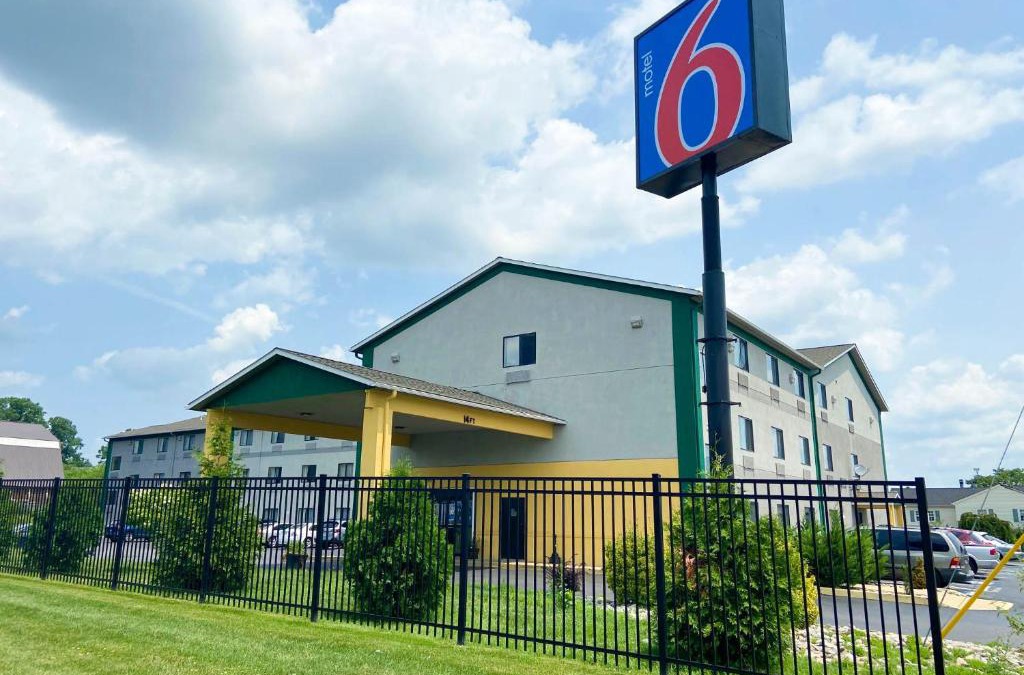 Witmer Hotel | Motel 6 Lancaster