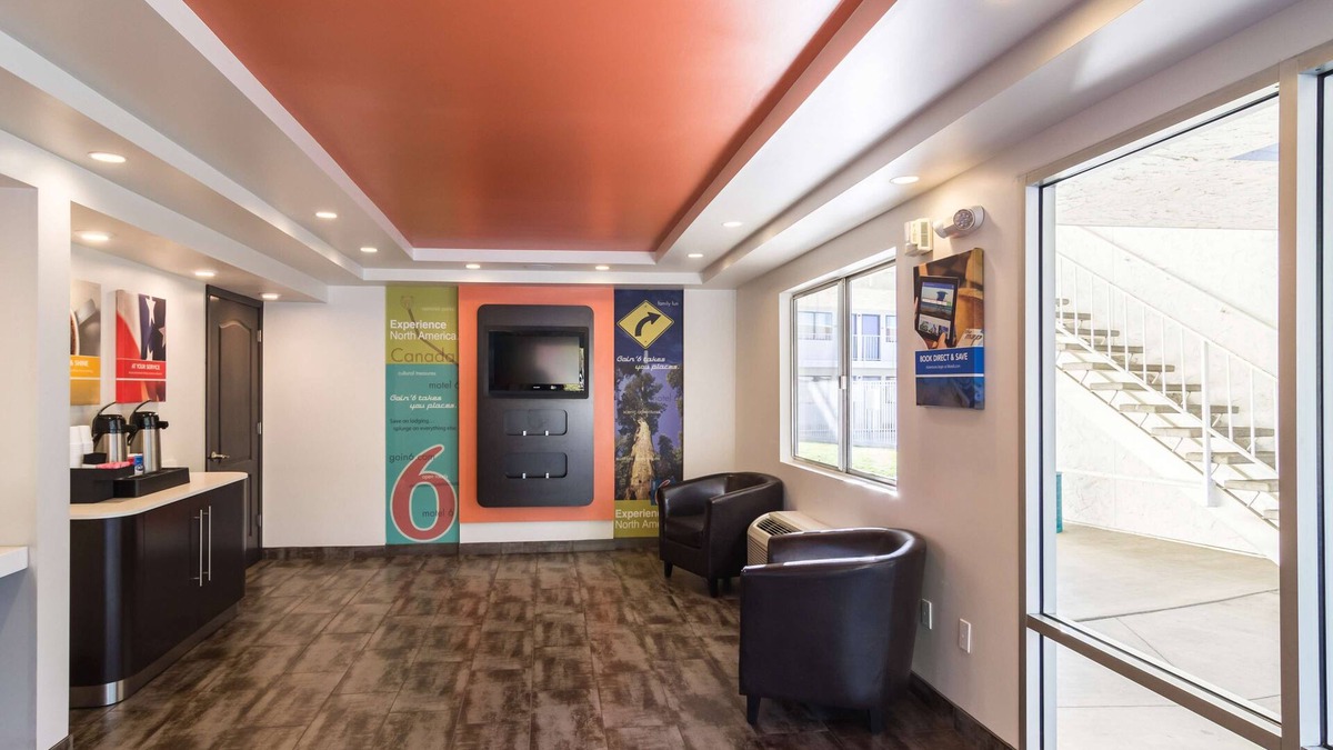 Oroville Hotel | Motel 6 Oroville, CA