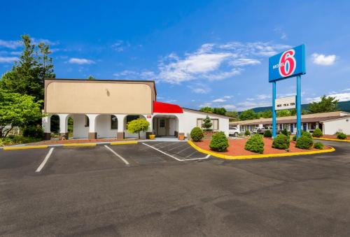 Salem Hotel | Motel 6-Salem, VA