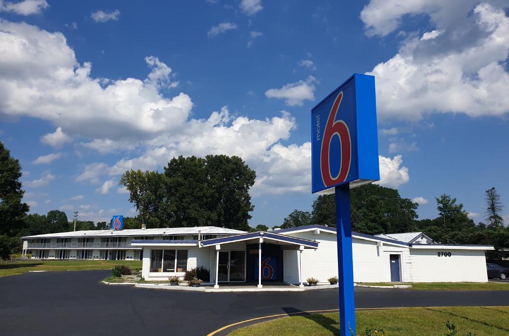 Schenectady Hotel | Motel 6-Schenectady, NY