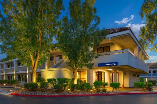 Thousand Oaks Hotel | Motel 6-Thousand Oaks, CA