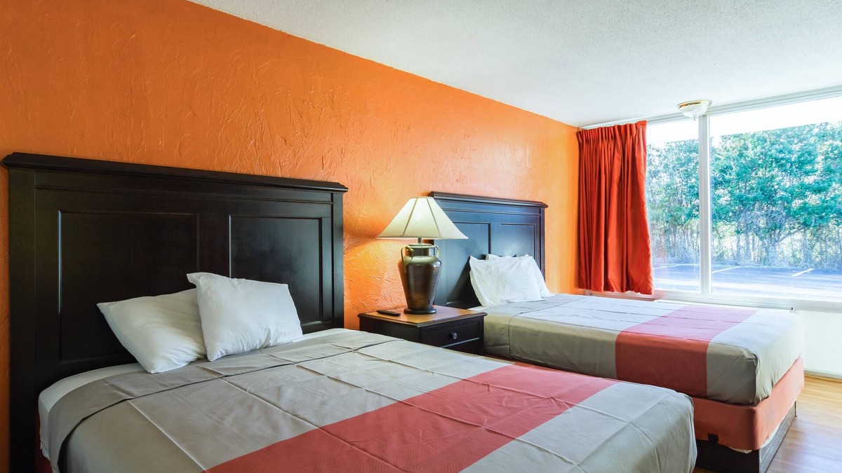 Townsend Hotel | Motel 6 Townsend, GA