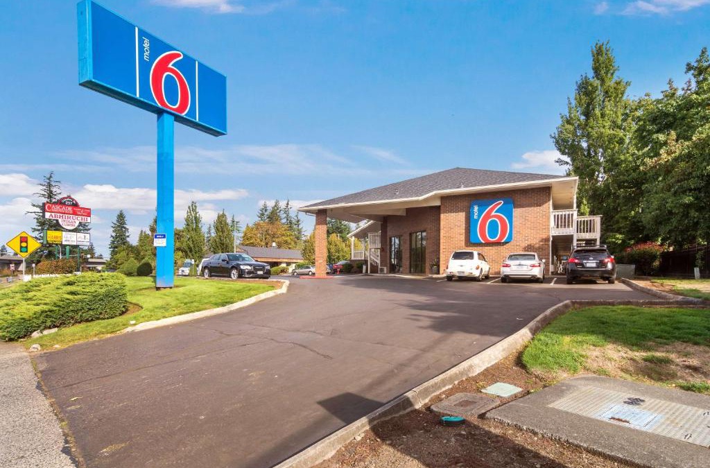 Vancouver Hotel | Motel 6-Vancouver, WA