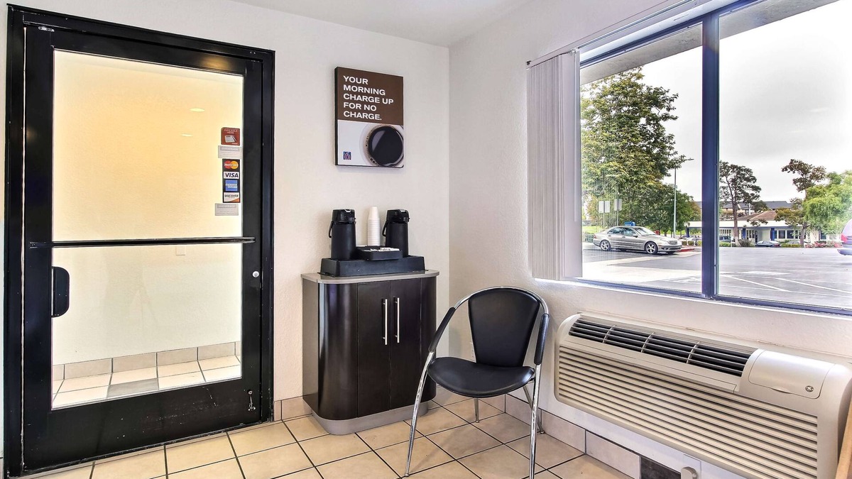 Watsonville Hotel | Motel 6 Watsonville, CA - Monterey Area