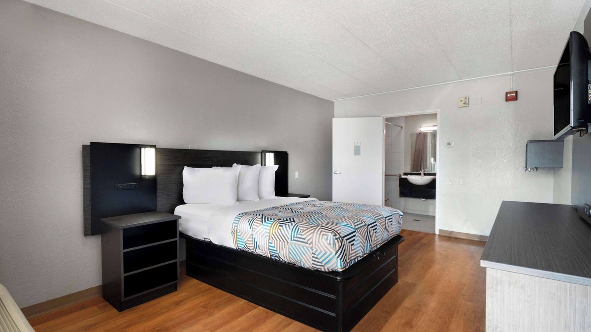 York Hotel | Motel 6 York, PA