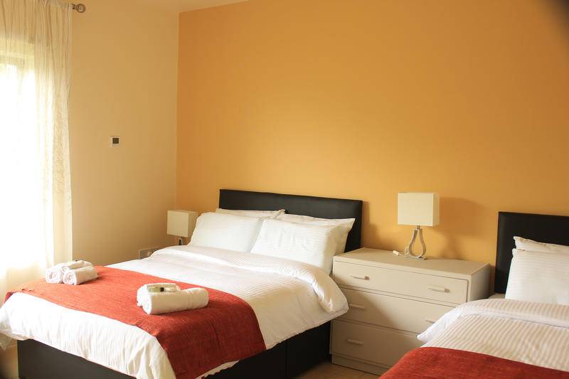Cahirciveen House | Motel ∙ 8 guests