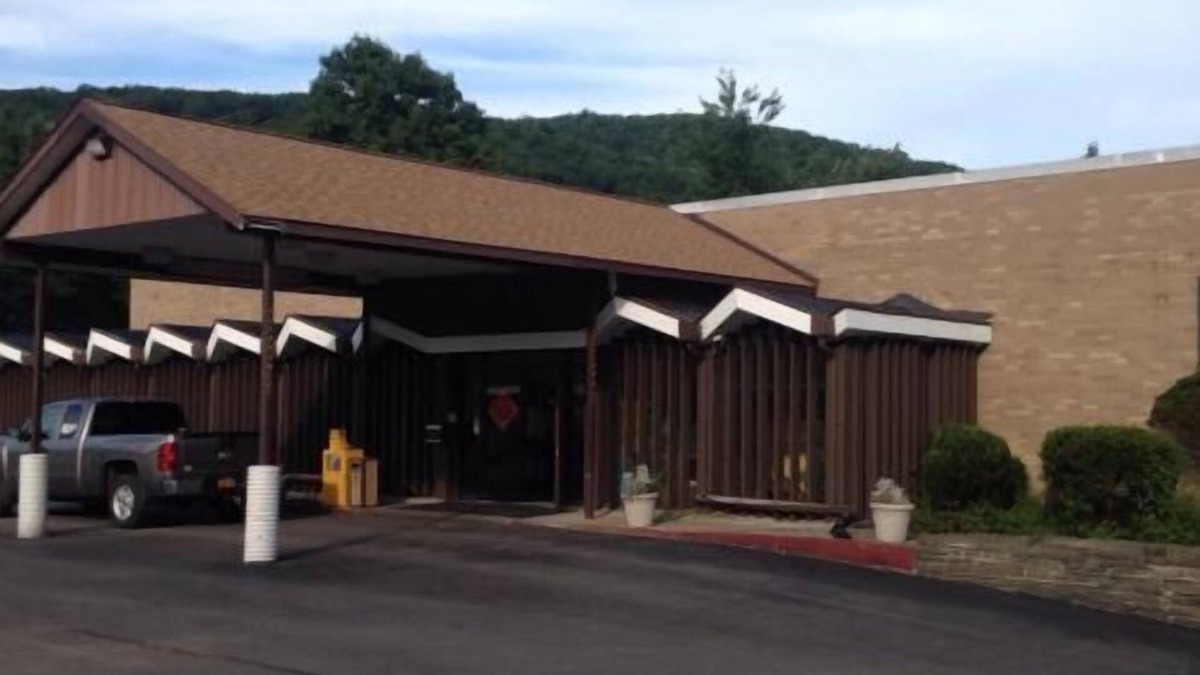 Oneonta Hotel | Motel 88