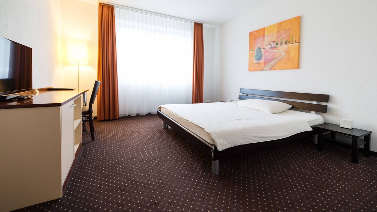 Pfaffikon District Hotel | Motel Fehraltorf