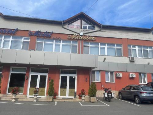 Deva Hotel | Motel Maestro