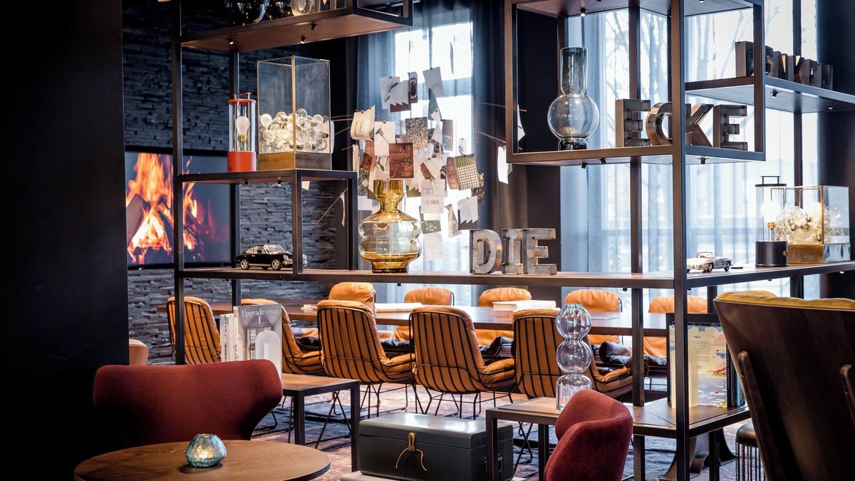 Feuerbach-Ost Hotel | Motel One Stuttgart-Feuerbach