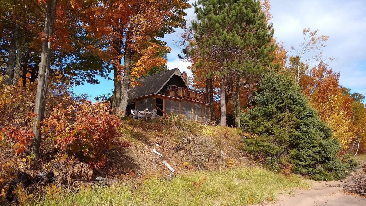 Madeline Island House | Motisi's Sandy Beach
