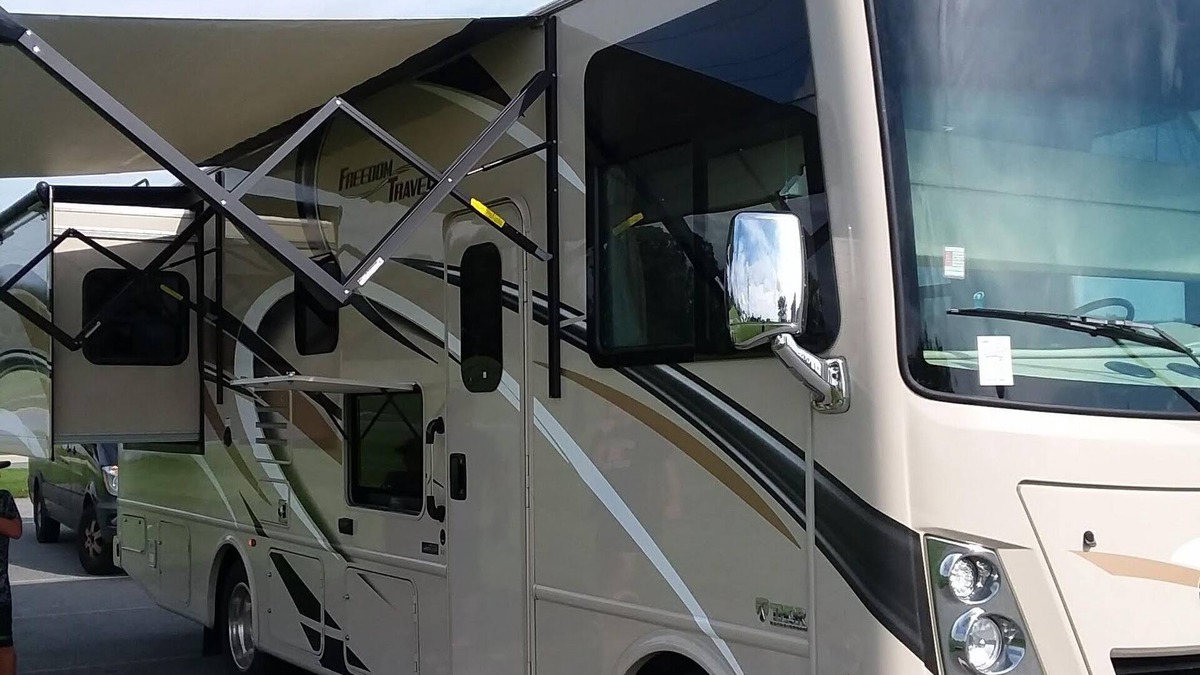 Hummelstown House | Motor coach, at Hershey camping resort.
