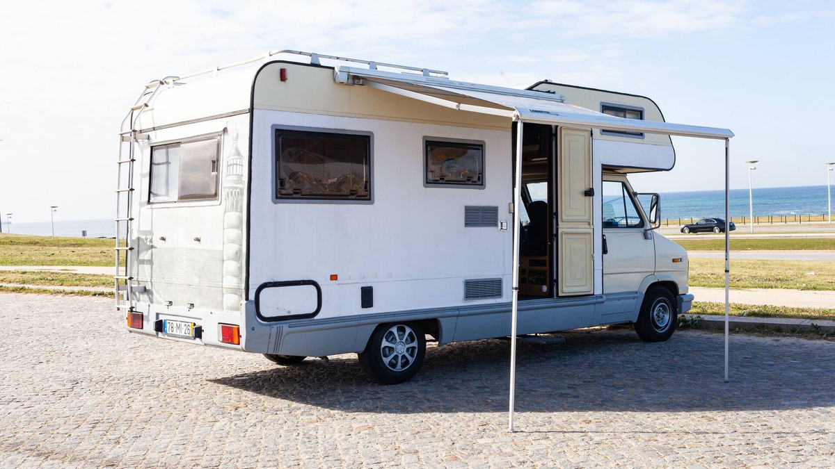 Agua Longa House | Motorhome "The Lighthouse"