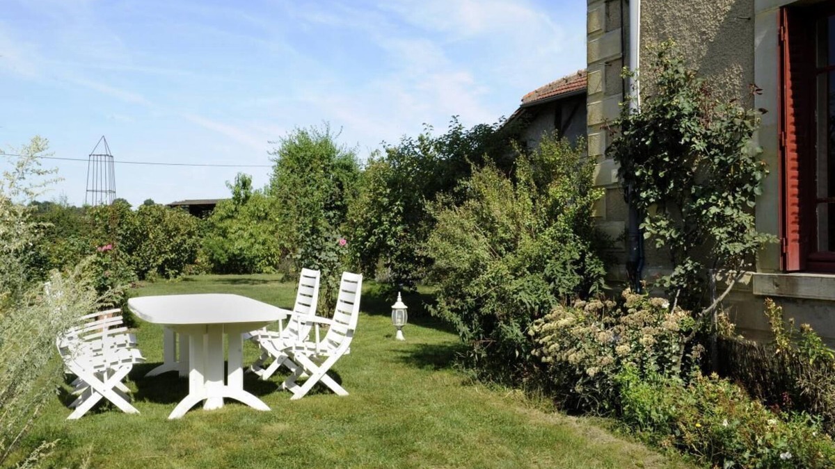 Chenay-le-Chatel House | Moulin Bailly - CHENAY-LE-CHATEL