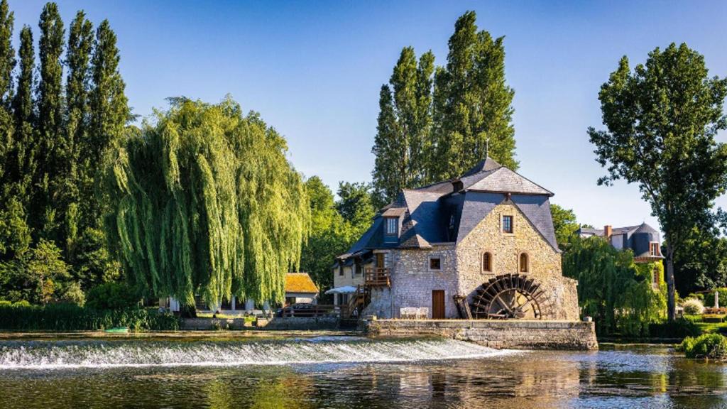 Parce-sur-Sarthe House | Moulin d'Ignières