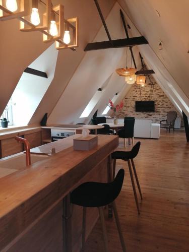 Plouneventer Apartment | Moulin de brezal et étang à 20 minute de la mer