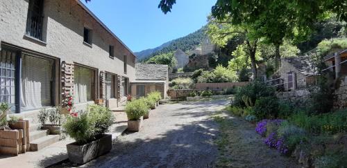 Les Vignes Bed & Breakfast | Moulin de Parayre