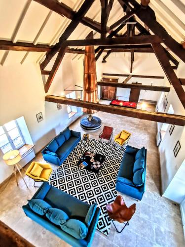 Epinac House | Moulin des ducs grand format by Vindihouses - piscine chaffée - escalade - billard - fitness - etc