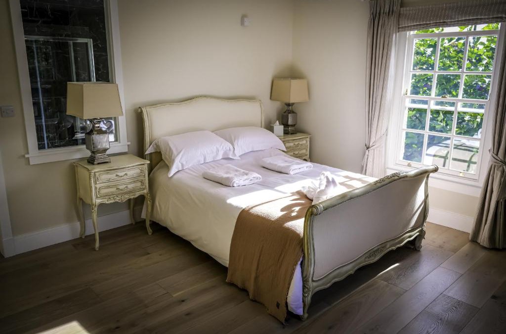 Newmarket Bed & Breakfast | Moulton Lawn House B&B