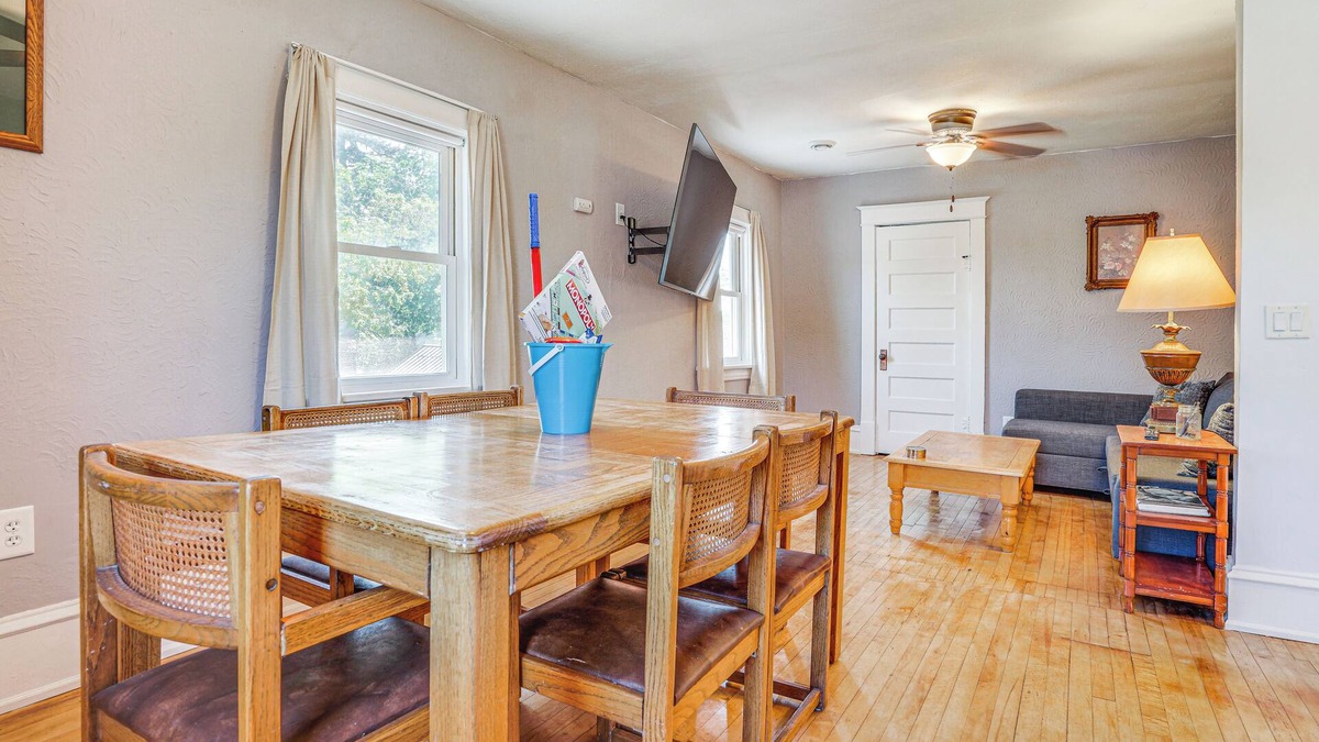Mound Apartment | Mound Waterfront Retreat w/Shared Fire Pit & Dock