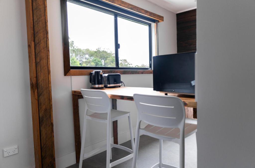 Mount Mee Cabin | Mount Mee Country Lodge