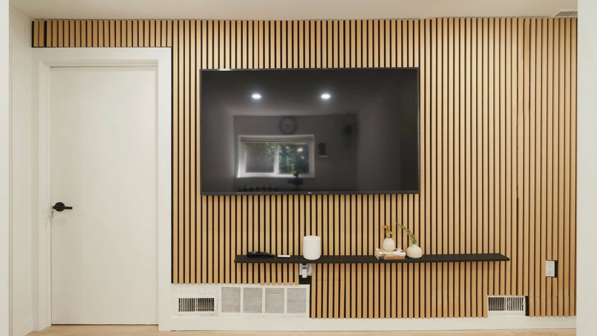 Mount Pleasant House | Mount Pleasant Garden Oasis - Two Bedrooms with Two Full Bathrooms