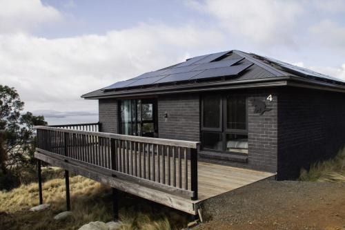 Mount Rumney House | Mount Rumney Escapes - 4 Seaview Devil House