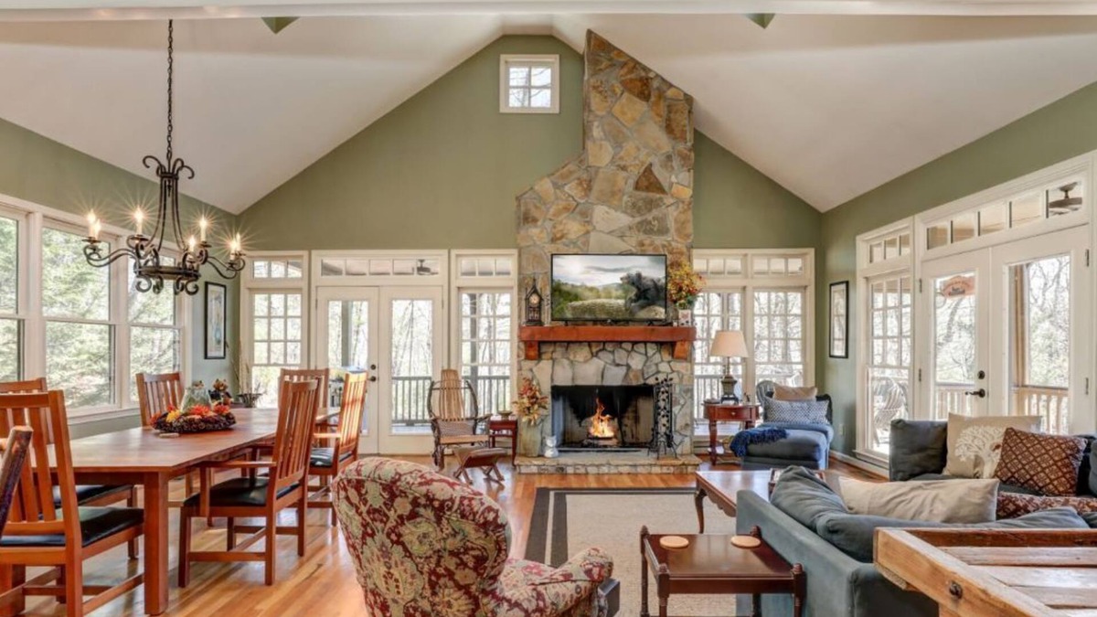 Big Canoe House | Mountain Acres Retreat - Relax in Total Seclusion!