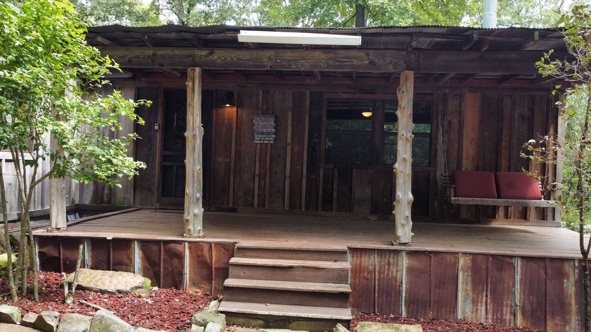 Kingston Cabin | Mountain adventure cabin w/stunning views in the Ozarks.