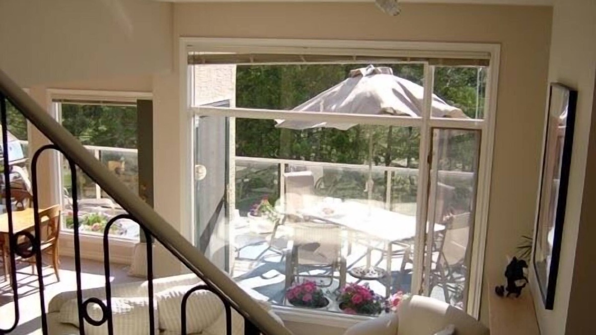 East Kootenay Condo | Mountain Bliss Retreat – Stunning Views & Serene Escape in Radium Hot Springs!