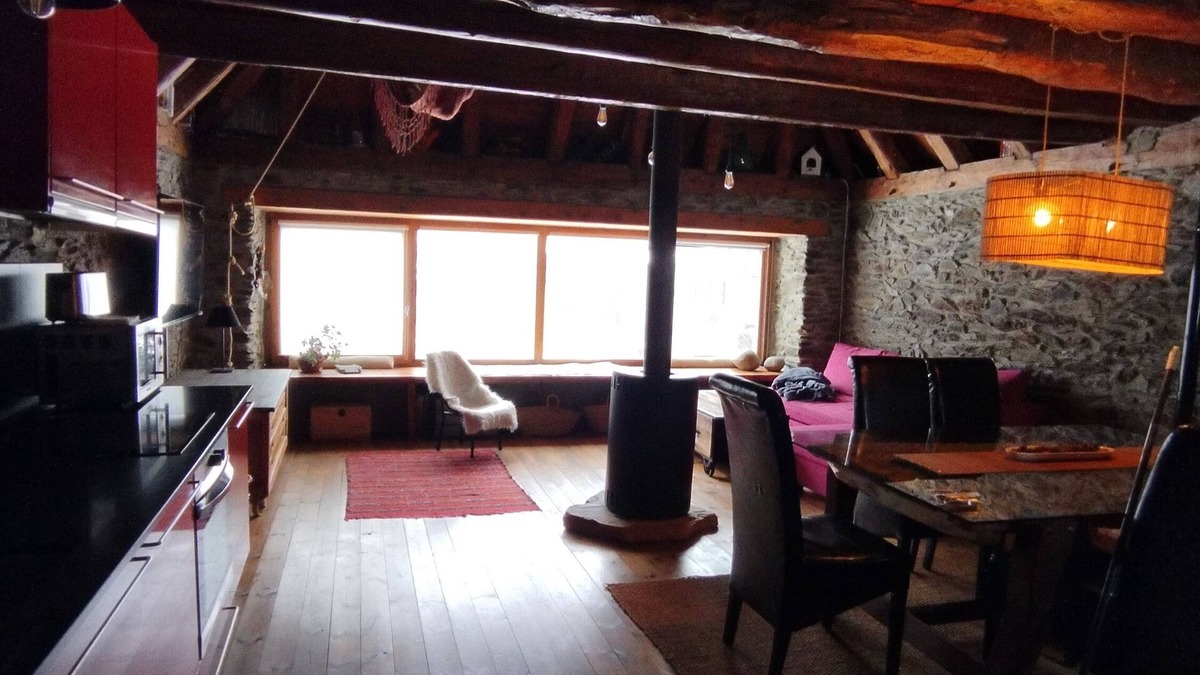 Vilamos Cabin | Mountain cabin a stone's throw from the ski resort of Baqueira Beret.