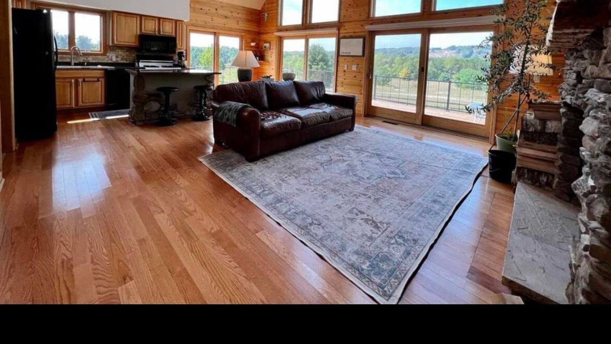 Harbor Springs House | Mountain Cabin overlooking Boyne near Nubs W/ Hot Tub