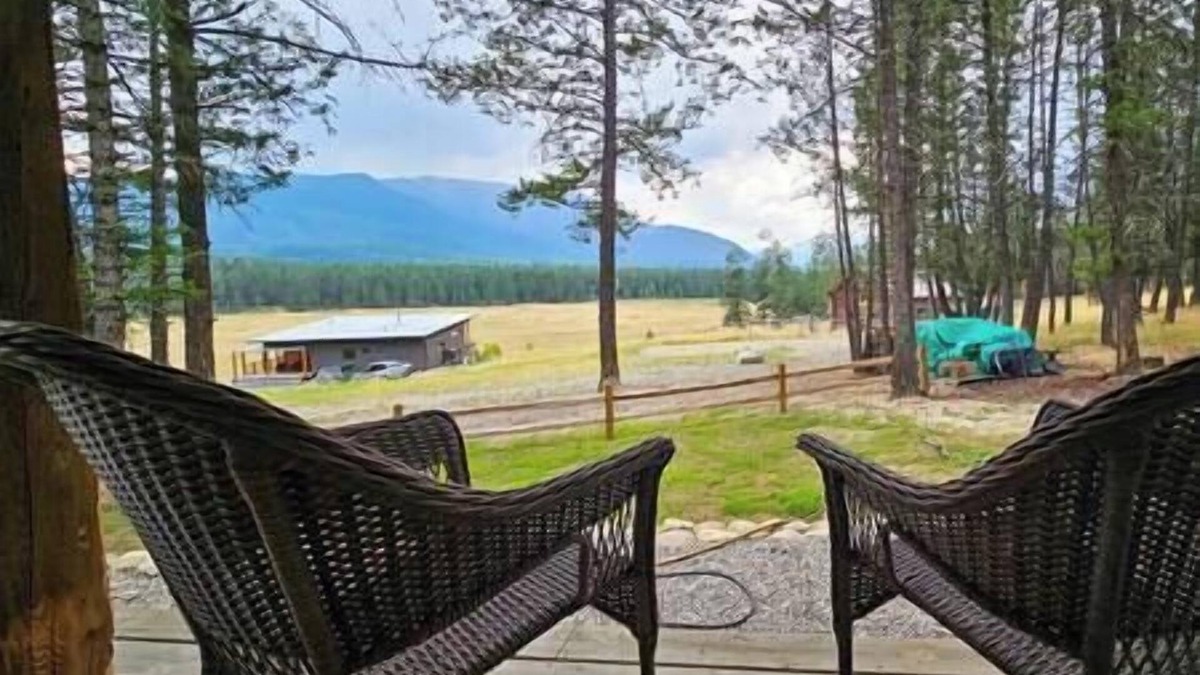 East Kootenay Cabin | Mountain Cabin Retreat near Panorama