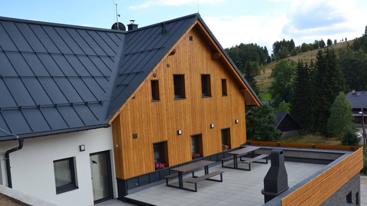 Bedrichov Villa | Mountain Chalet LBH027