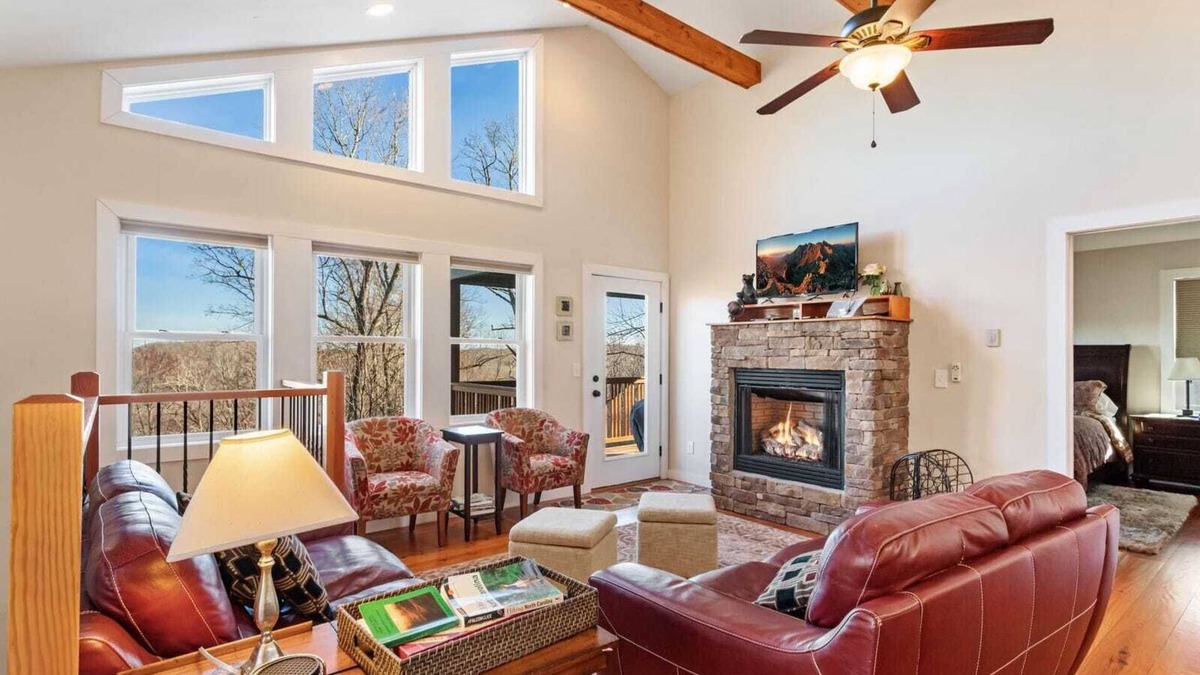 Blowing Rock Cottage | Mountain Chalet Next to Slopes
