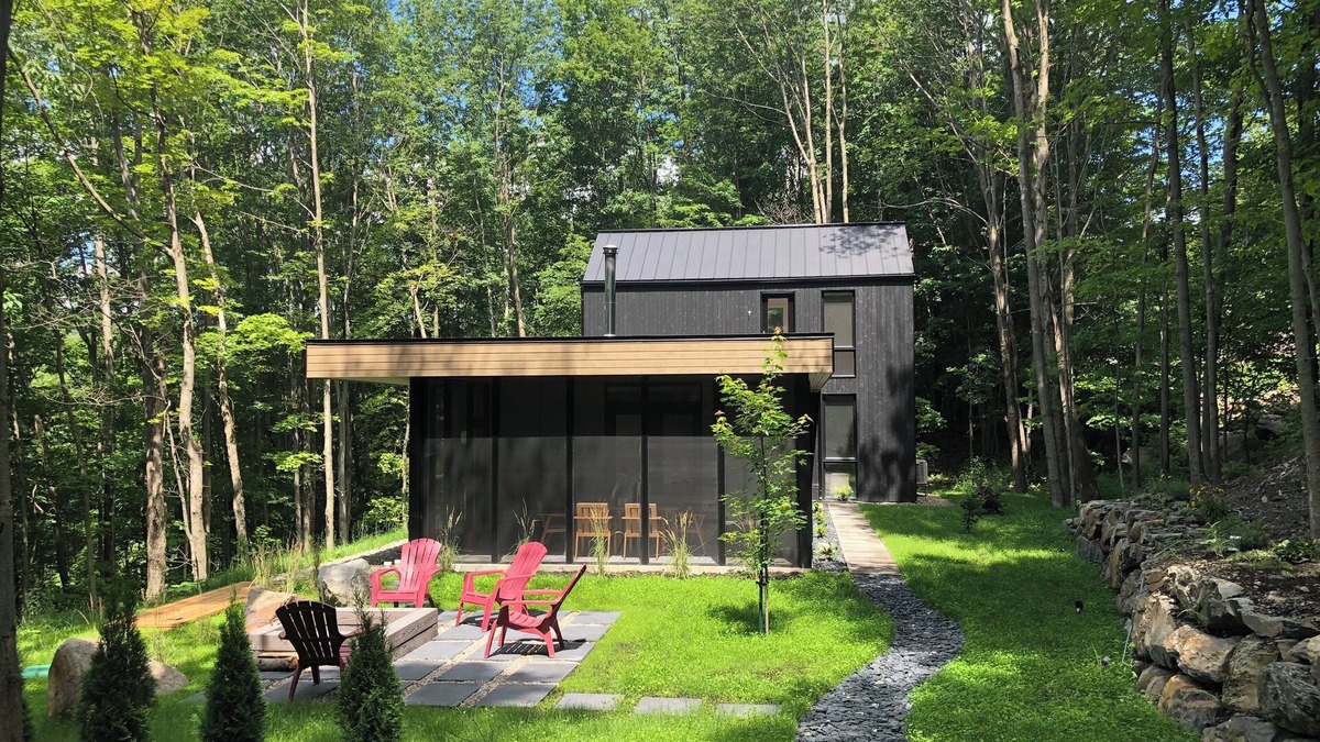 Shefford Ski Chalet | Mountain chalet with spa, ideal for families!
