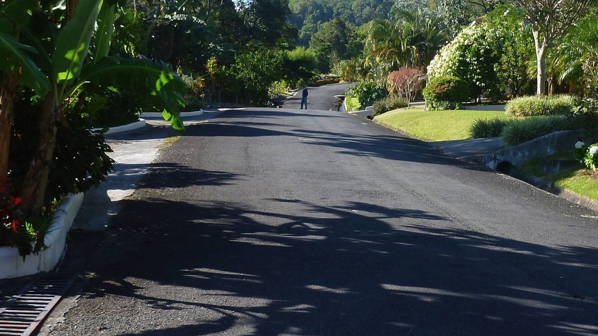 Boquete Apartment | Mountain cool Valle Escondido resort luxury apt overlooking creek & golf course.