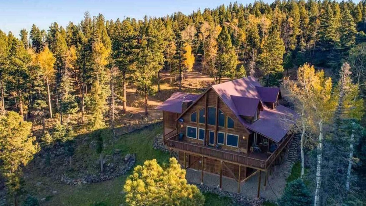 Angel Fire House | Mountain dream home with 180 degrees views of the Moreno Valley and Major Peaks
