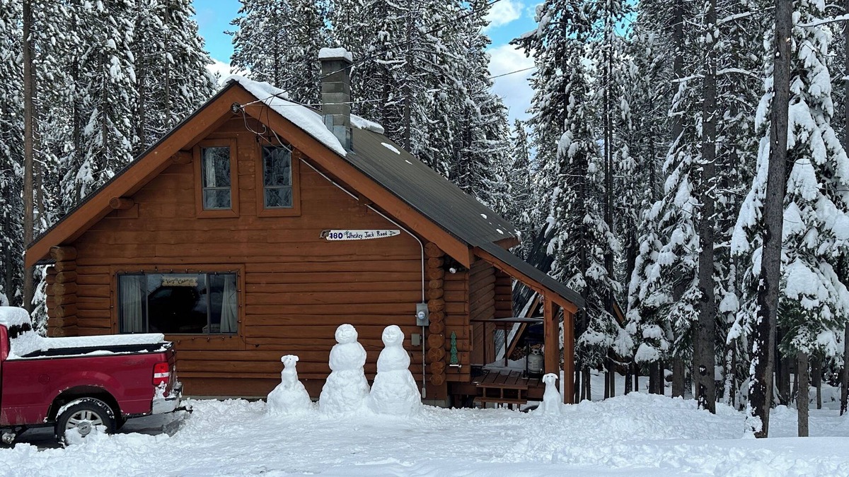 Mount Baldy Cabin | Mountain Escape at Mount Baldy BC