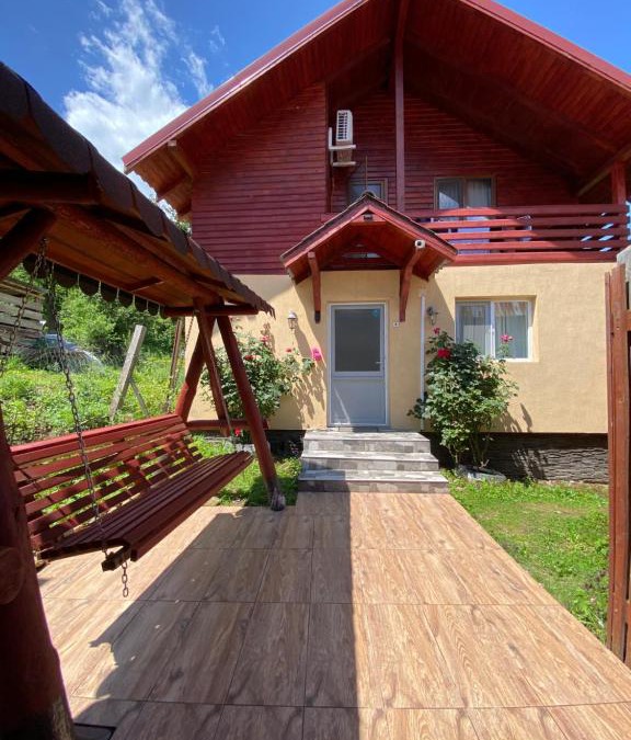 Malaia House | Mountain escape in Carpathian