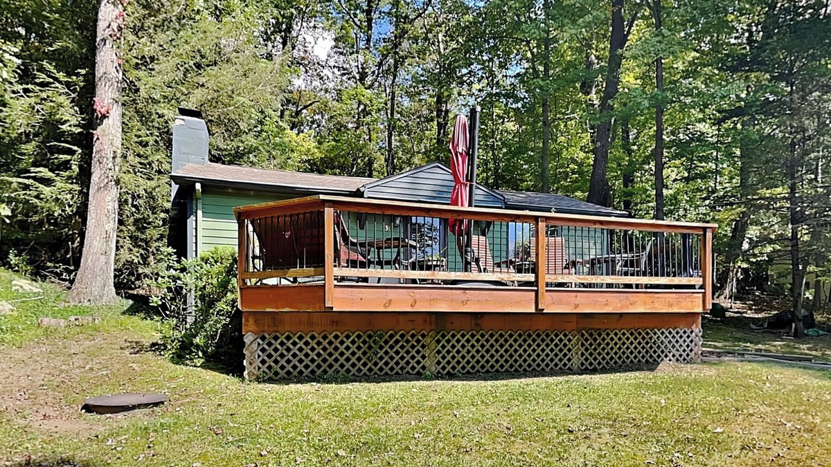 McHenry House | Mountain Escape | Pet Friendly, Dock, Near Wisp!