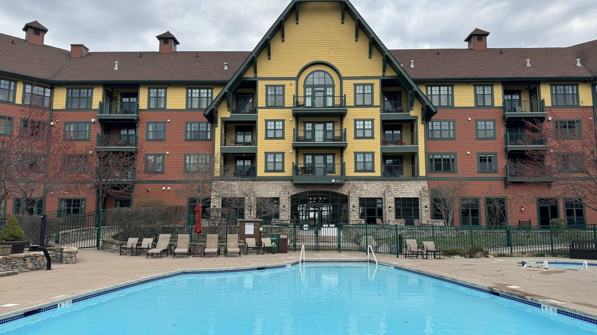Vernon Condo | Mountain Escape @ The Mountain Creek Resort with free Pool, Hot Tubs #251