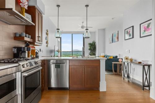 Downtown Asheville Apartment | Mountain Gem