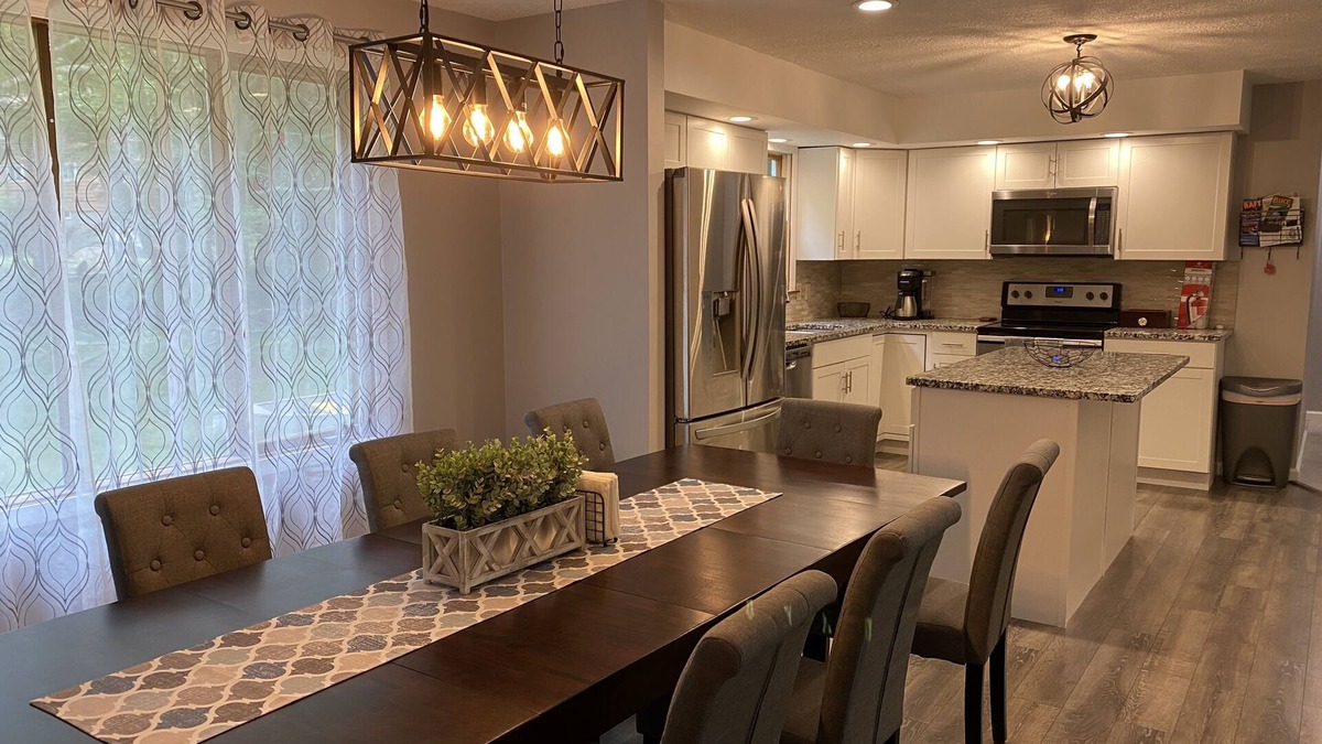 Briar Crest Woods House | Mountain Getaway@Hargita House*Hot Tub*Game Room*Fire Pit*