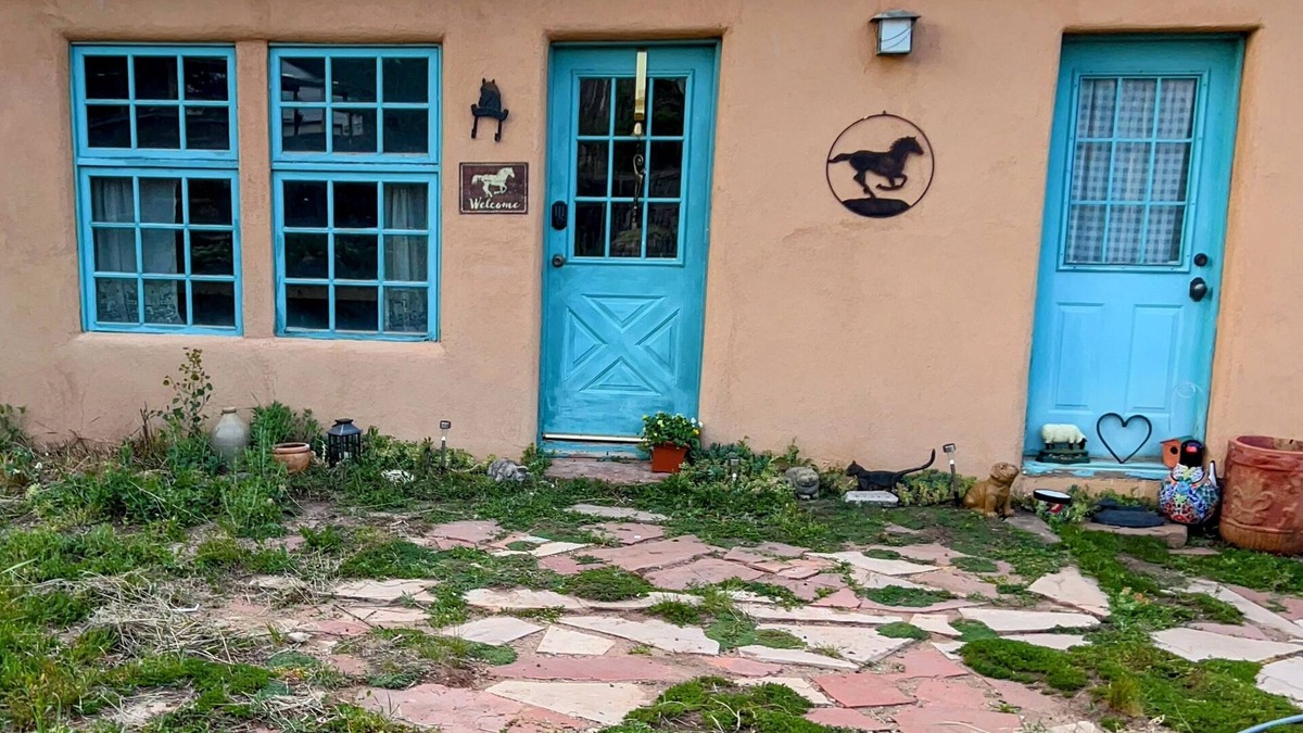 La Veta House | Mountain getaway in the heart of La Veta!