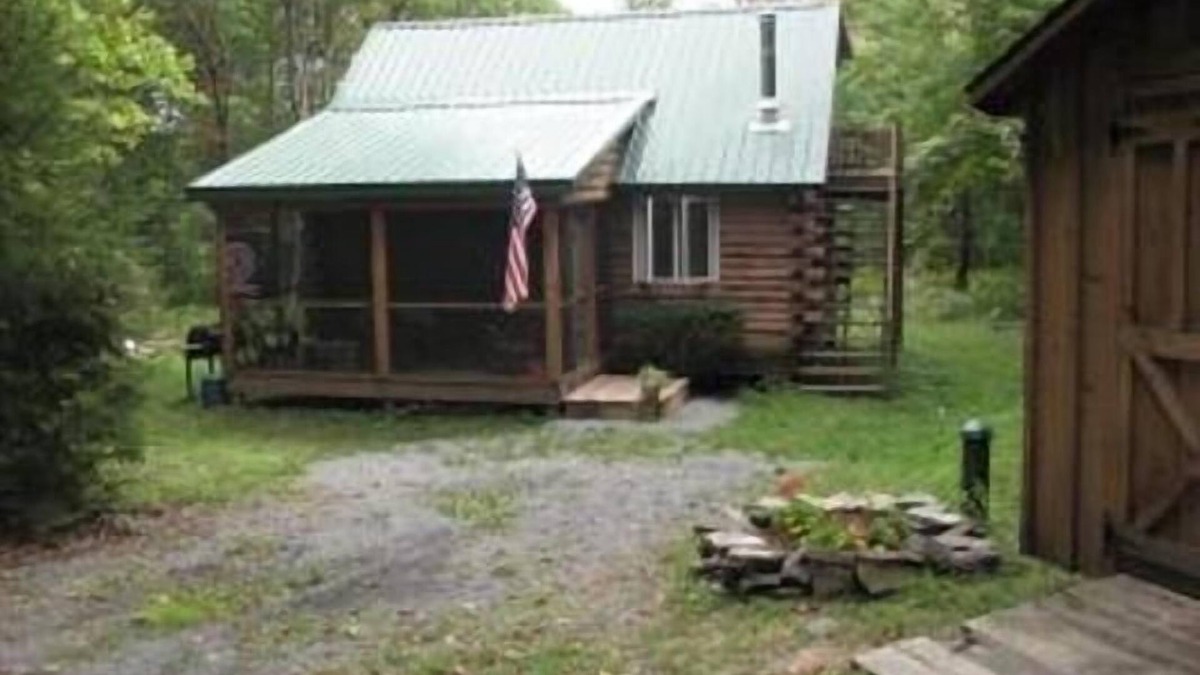 Town of Broome Cabin | Mountain Getaway In Our Cozy Log Cabin In The Catskill Mountains
