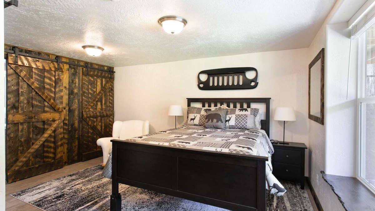 Black Hawk House | Mountain guest suite w/creekside sauna, patio, & fire pit. Casinos nearby!